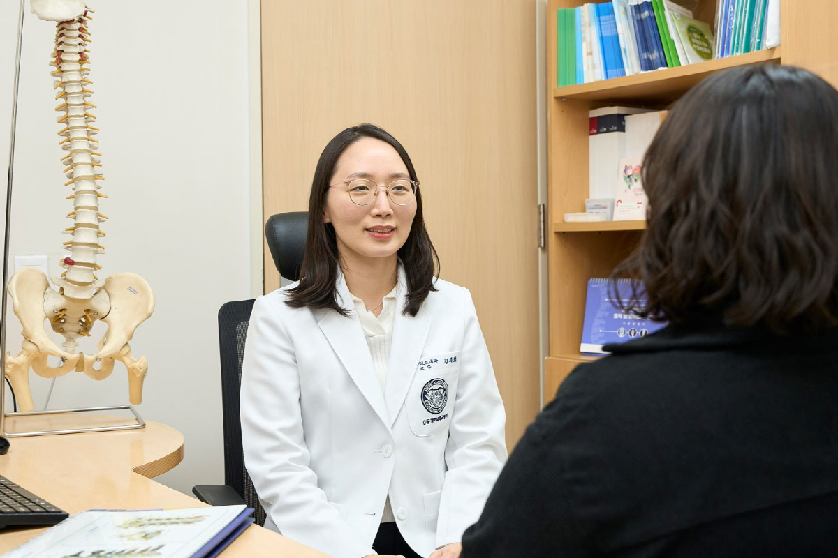 눈과 입 건조하고 피곤하다면 '쇼그렌증후군' 의심…환자 절반 이상 중년 …