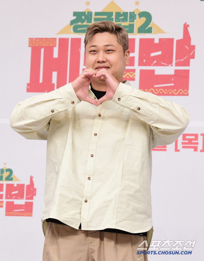 '흑백' 윤남노, 셰프 괴롭힘 폭로 "일부러 밀쳐 칼 사고 유도" ('전…
