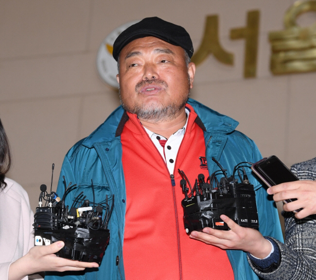 현영, '탄핵반대' 김흥국에 쓴소리.."그런거 하지마, 안어울리게"(현영…
