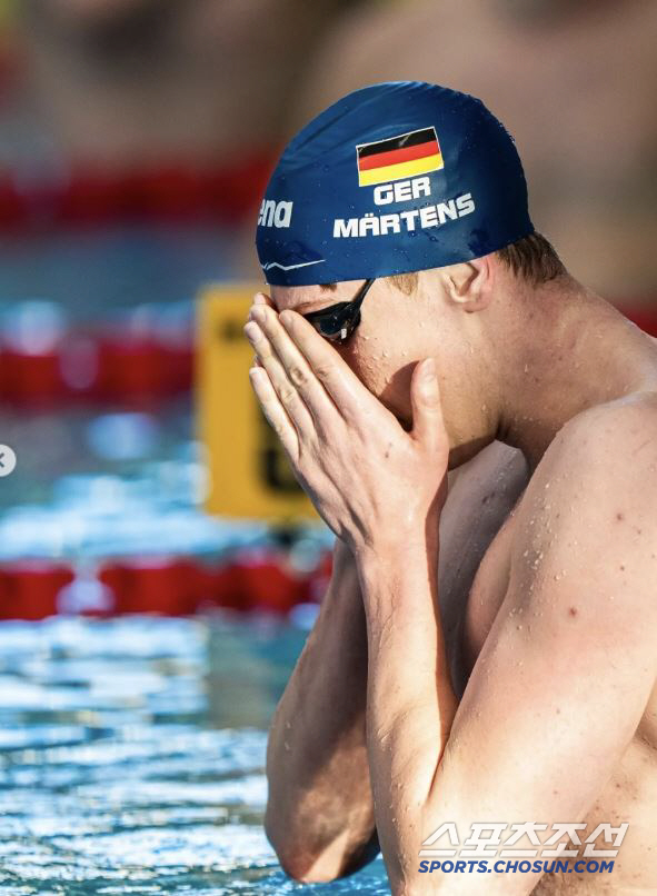 "영원한건 절대 없어" '獨비더만 후예'메르텐스,자유형400m 3분39초…