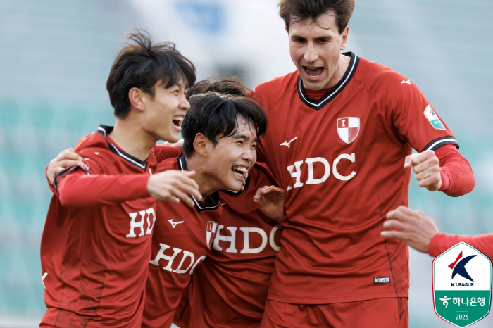 '안방불패 신화 계속된다' 인천, 충북청주전 2-1 역전승...'3위' …