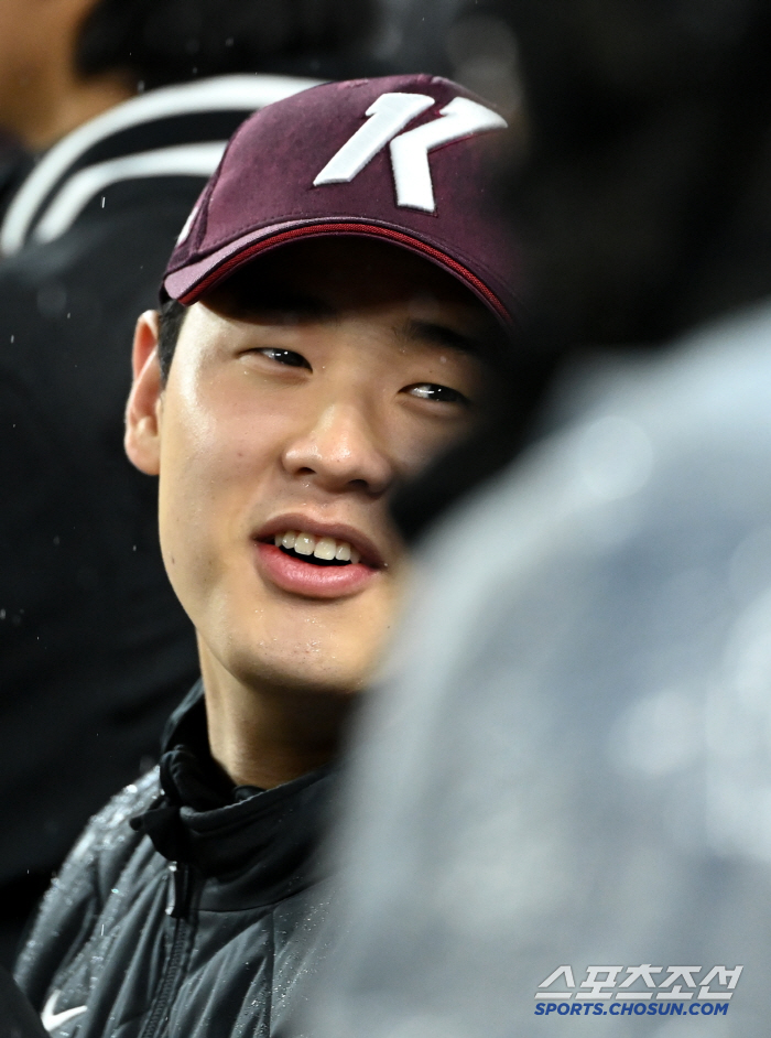 "의미 없는 공 버려" 14년차 베테랑 포수의 한마디, 5억팔 루키 깨웠다