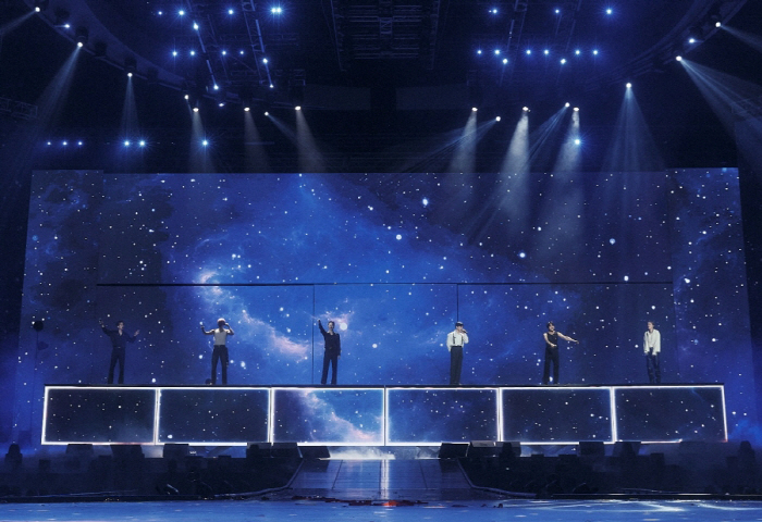 인피니트, 데뷔 15주년 앙코르 콘서트 성료…역대 최장 5시간 20분 신…