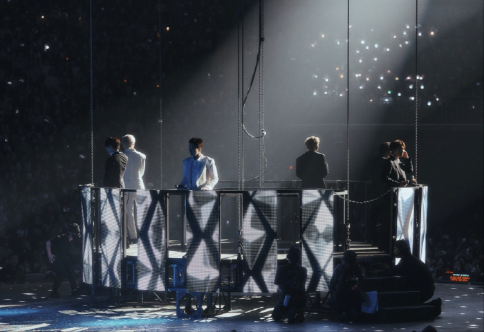 인피니트, 데뷔 15주년 앙코르 콘서트 성료…역대 최장 5시간 20분 신…