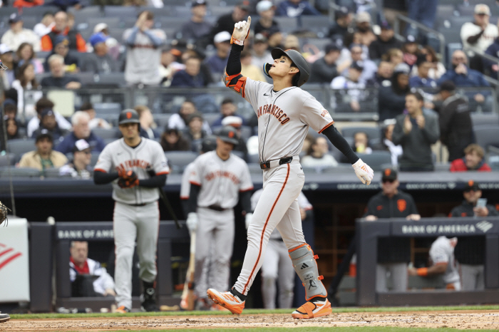 "애런 저지? 우린 이정후 있다!" MLB 전체 OPS 2위, 동료도 경악 "내 편견을 깨줬다"