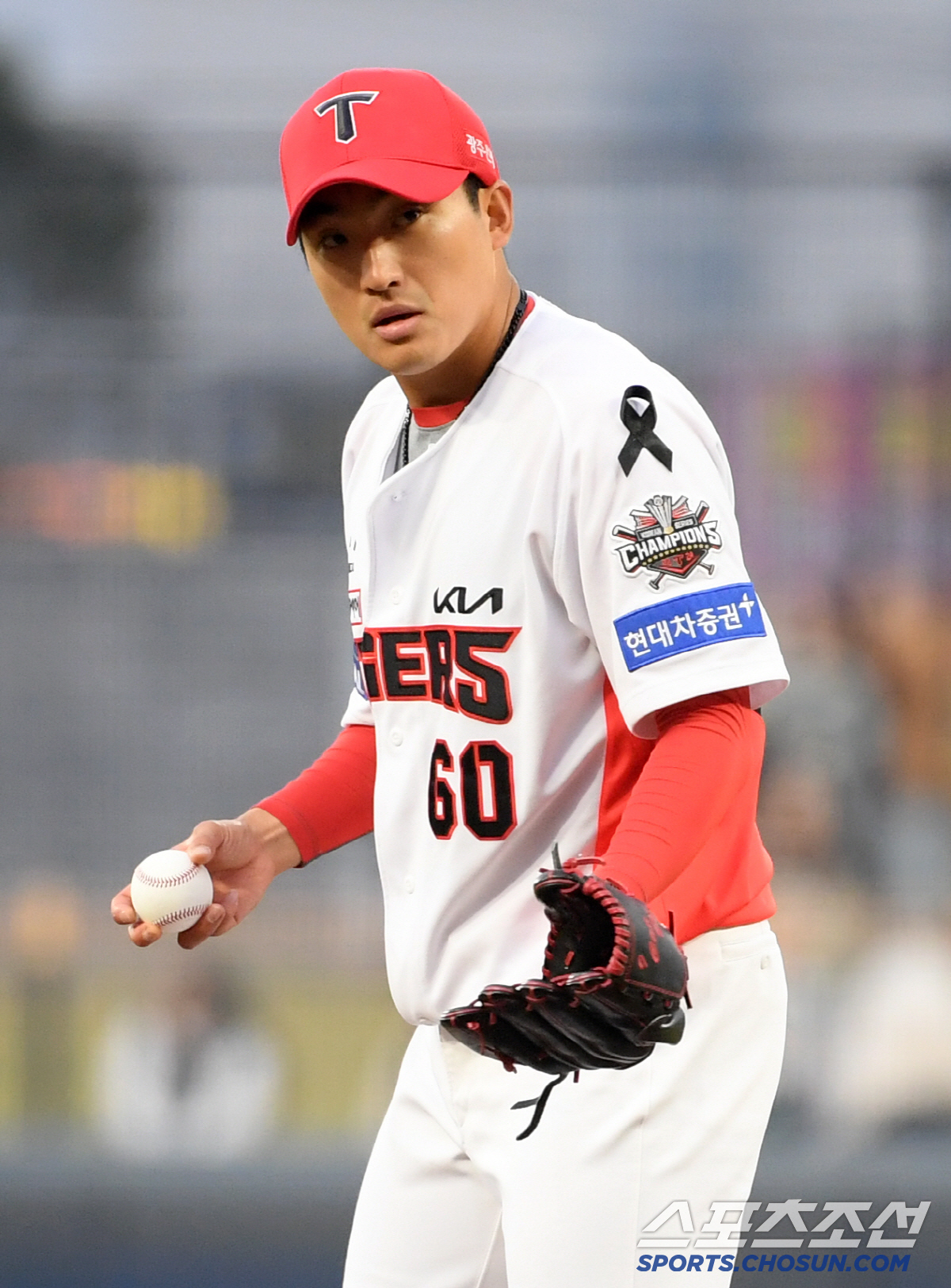 3경기 ERA 1.56인데 '0승'이라니…달라진 매직커브 → 9㎞ 빨라진…