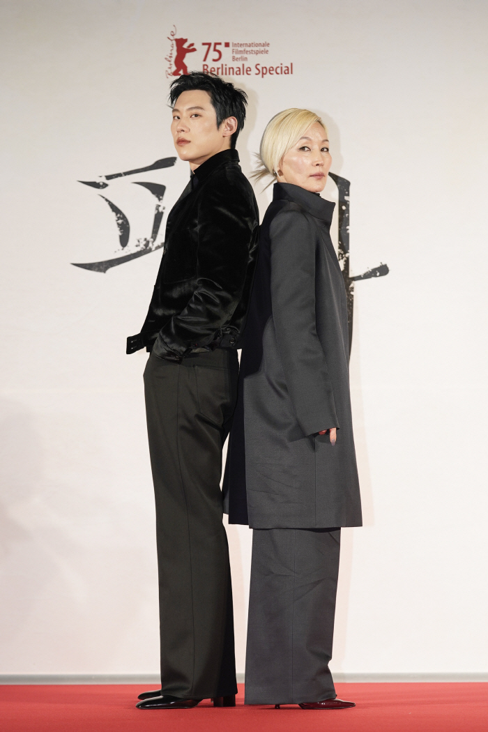 [공식] "전국 '파과' 앓이 예고"…이혜영→김성철, 5월 황금연휴 무대…