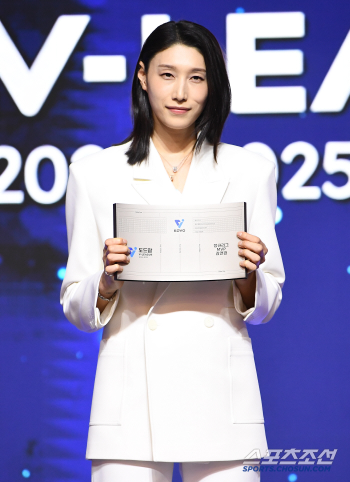 '은퇴' 김연경, 흥국생명 어드바이저 맡는다 "트라이아웃도 가요"[현장 …