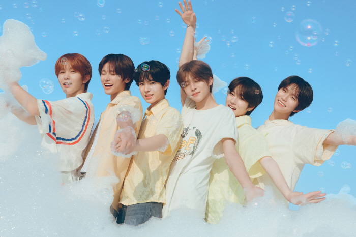 NCT 위시, 신곡 '팝팝' 발매 동시에 차트도 '팝팝' 터트리는 중
