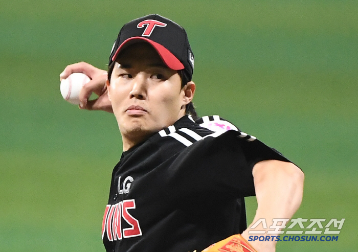 최강 선발 LG가 아니었나? ERA 1위에 KT가 앉았네. 다승은 11승…