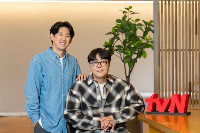 [SC현장] '언슬전' 신원호·이민수 PD "아빠 된 마음으로…'응애즈' 성장 지켜봐달라"