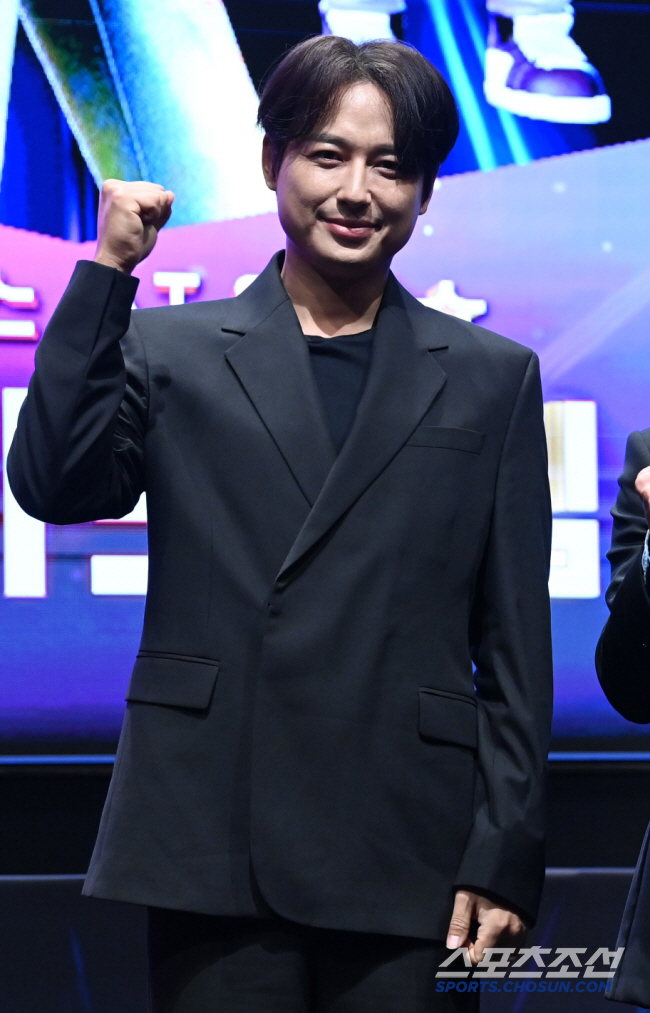 이지훈, 면역결핍 투병 고백 "10년째 고통, 딸도 피부병 겪어"
