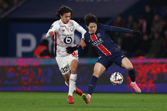 이강인은 없었다…LEE, 또또 '0분' 그라운드에서 사라졌다 'PSG 2…