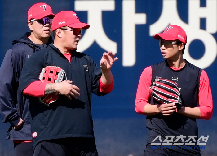 타격 장인이 찜한 5툴 루키, 감독은 직접 타격 지도 [광주 현장]