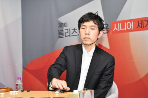 이창호, 끝내기서 유창혁 제압…시니어 세계바둑 초대 우승
