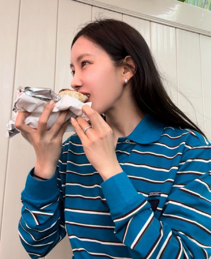 효민, ♥남편이 찍어준 하와이 신혼여행 근황 '새 신부의 S라인'