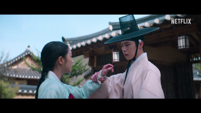 [SC이슈] 조보아, 김수현發 '넉오프' 연기 피해 복구하나..'탄금' …