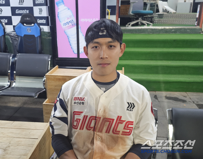 1473일만의 대기록! "몸이 먼저 반응했다" 3루 → 홈 연속 훔친 마…