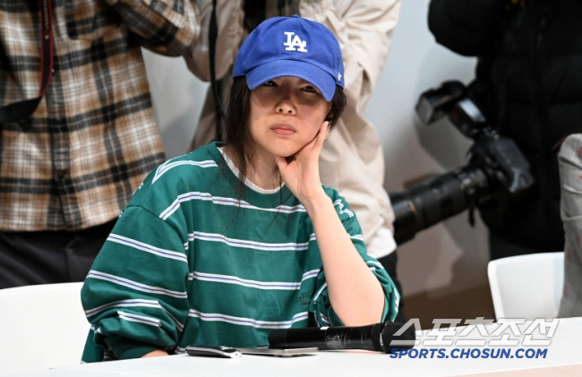 하이브vs민희진, 주주간 계약해지 소송 2R…변호사만 10여명 '260억 쩐의전쟁'[SC이슈]