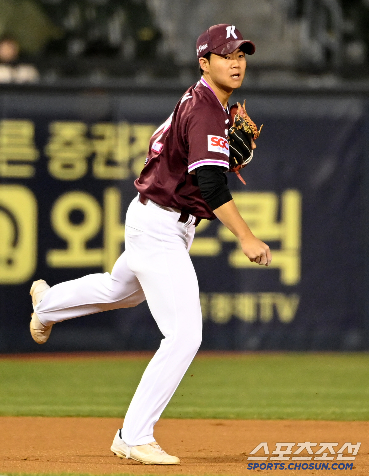 신인의 2연속 실책 스노우볼→흔들려도 버틴 '박찬호 조카'의 평정심… '…