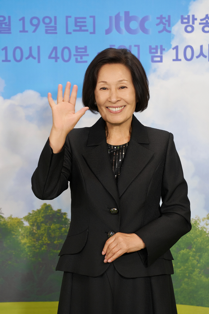 '천국보다 아름다운' 김혜자 "모두가 공감할 만한 이야기의 드라마"