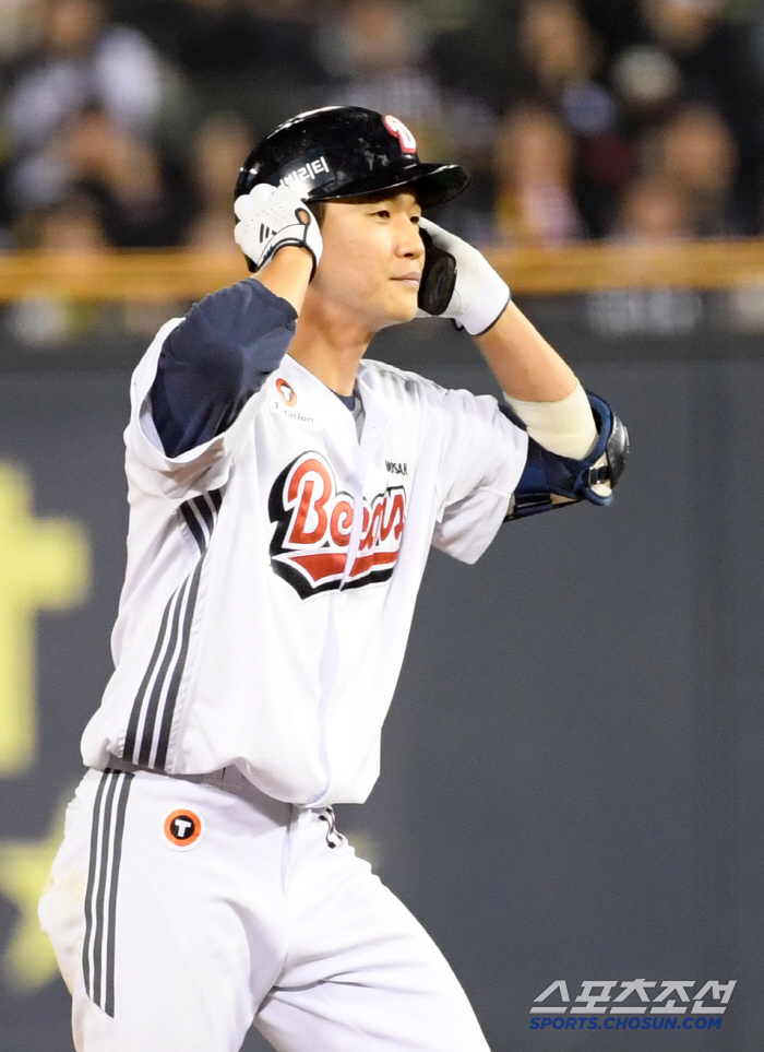 11안타 폭발! 두산, 김선빈 다쳐 우울한 KIA에 7-1 승리. 2연승…