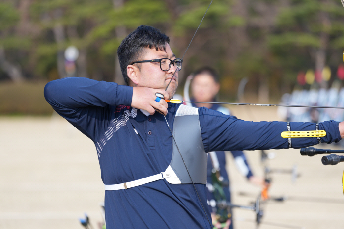양궁 '어벤져스' 탄생…'파리 3관왕' 김우진→임시현, 1위로 광주 세계…