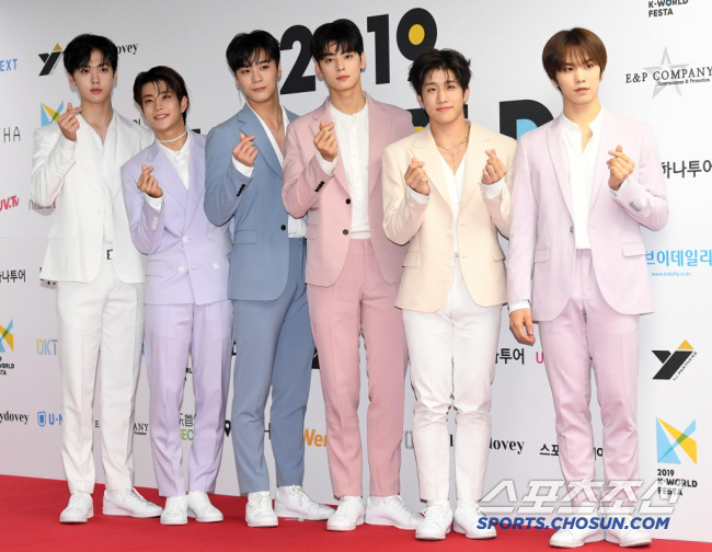 [공식]故문빈 오늘(19일) 2주기..아스트로, 추모곡 발매→수익금 기부…
