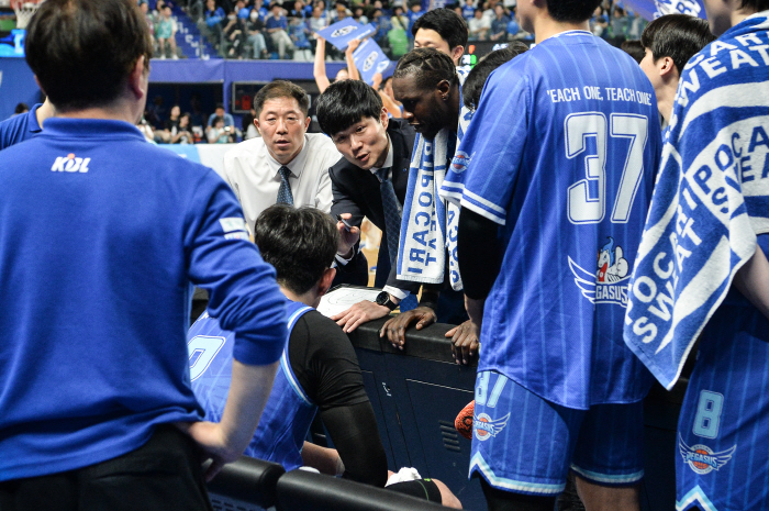 [류동혁의 이슈분석] 강혁 감독 역발상+올 시즌 최고 ATO. 김낙현-김…