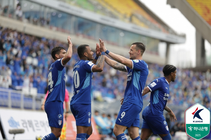 일류첸코-브루노 실바-세라핌 다 터진 수원, 화성에 3-1 대승 '4위 점프'...성남, 부천과 0-0 무 '개막 후 무패'