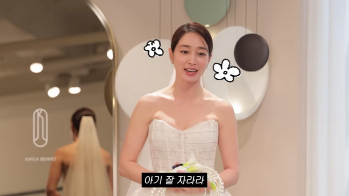 '이병헌♥' 이민정 "사실 10주년 리마인드 웨딩을 하고 싶었다"..결국…