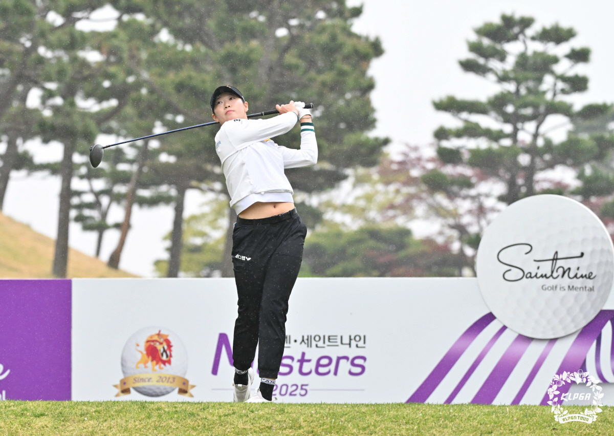역대급 우승경쟁, KLPGA 최장코스를 지배한 '장타왕' 방신실, "좋은…
