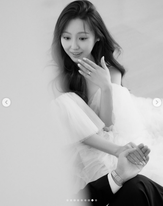'6월 결혼' 미쓰에이 민, 7년 비밀열애 신랑 공개 "새로운 시작"[공…