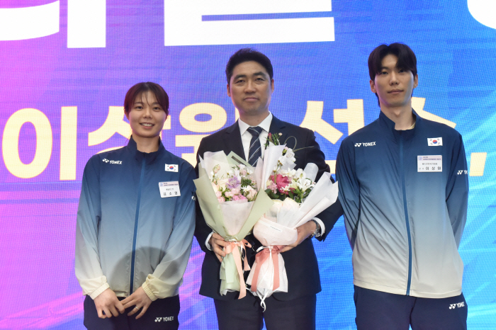 배드민턴협회 제32대 김동문 회장 취임식 가져 "변화-도전, 한국 배드민…