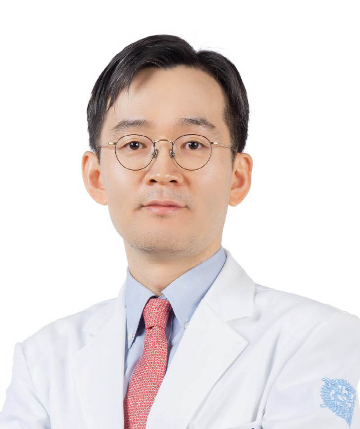 간단한 혈액 검사로 '알츠하이머병' 조기 진단 가능성 제시