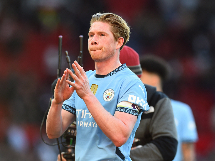 '더브라위너가 찌르고, 손흥민이 넣는다' EPL 뒤흔들 '대반전 이적' 성사? "KDB, 토트넘 조건에 딱 맞는 선수"