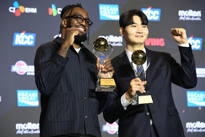 '더비 또 더비' 챔피언결정전 티켓 누가 잡을까, 통신사 라이벌→쌍둥이 …