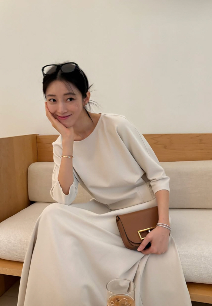'임창정♥' 서하얀, 작정하고 꾸미니 여배우 포스..우아·청순美 폭발