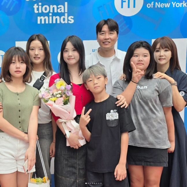 이동국, 5남매 자식농사 대박났다...♥아내 "재시, 자랑하고픈 것 많아…