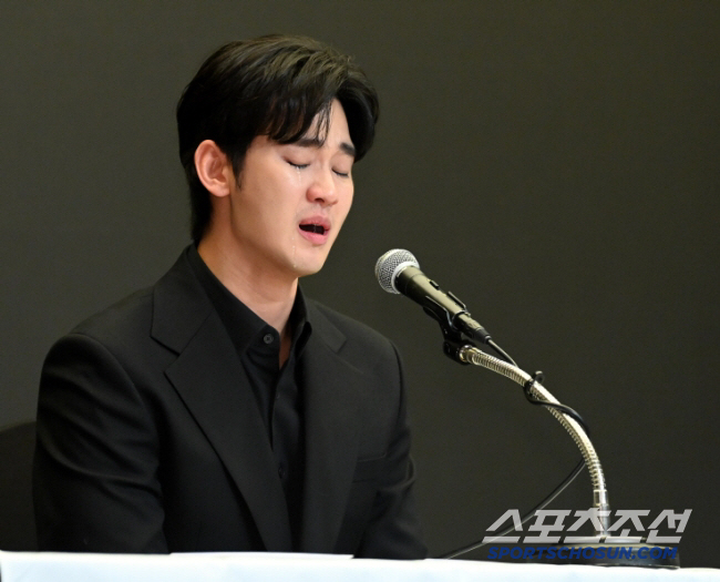 [SC이슈] 김수현 주연 '넉오프' 실종..디즈니+ '킬쇼2'→'북극성' 꽉 채운 올해 라인업