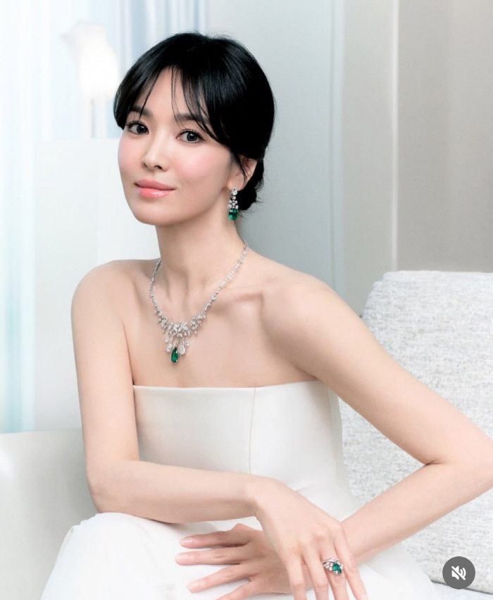 사진작가 곤란하게 한 송혜교 미모..이게 B컷 이라니