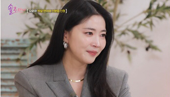 오윤아, 19살 발달장애子 주민증에 "내 인생 다 바쳤구나" 눈물 (솔로…
