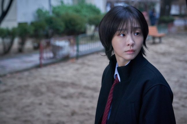 [공식] ‘나인 퍼즐’ 김다미, 기억 잃은 프로파일러로 변신…서늘한 시선 속 미스터리 예고