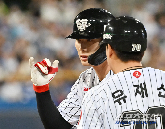 4월 팀 타율 1위, 그런데 더 강해진다? "(손)호영이도, (윤)동희도…
