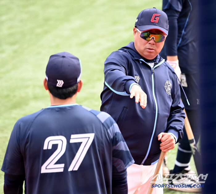 4월 팀 타율 1위, 그런데 더 강해진다? "(손)호영이도, (윤)동희도…