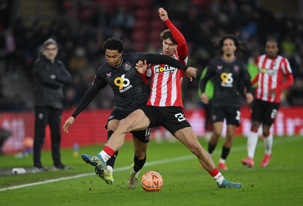 '대한민국 최고 재능' 양민혁 빨간불!...토트넘, 19살 초신성에 눈 …