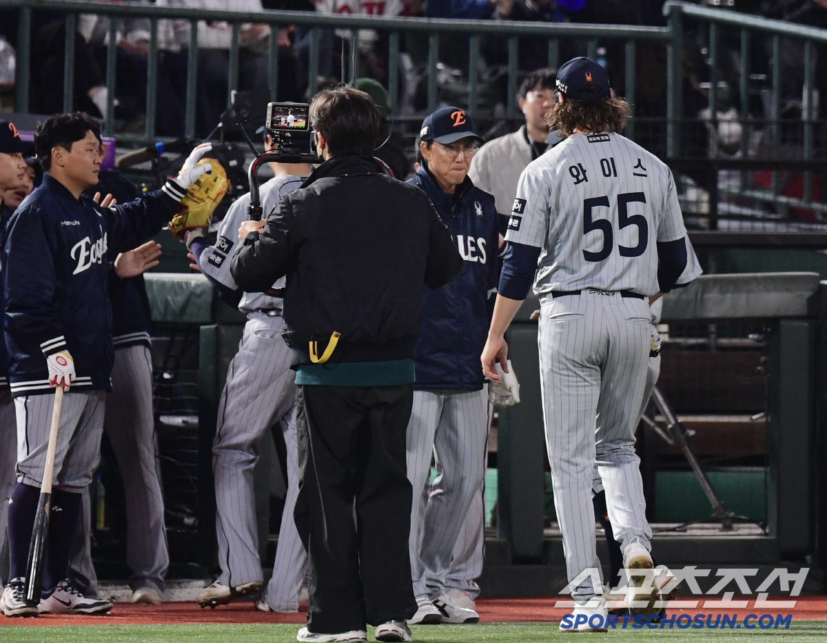 1회 'KKK'→KKKKKKKKK 천적 완벽 극복…"부담? 없었어요" 구…