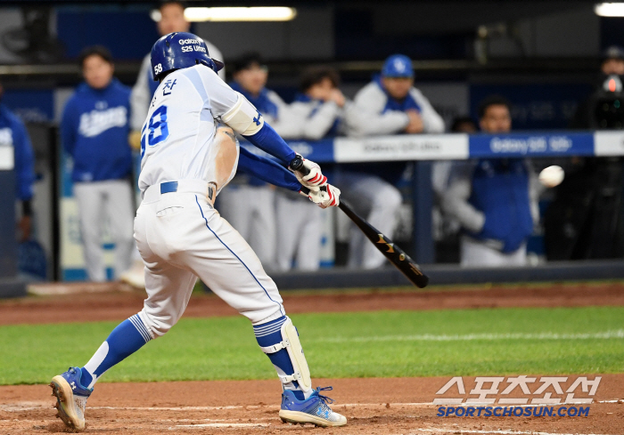 '챔피언 KIA 무너뜨린 3안타쇼' KBO 최단신 김지찬...리드오프 타…