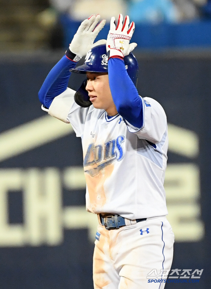 '챔피언 KIA 무너뜨린 3안타쇼' KBO 최단신 김지찬...리드오프 타…