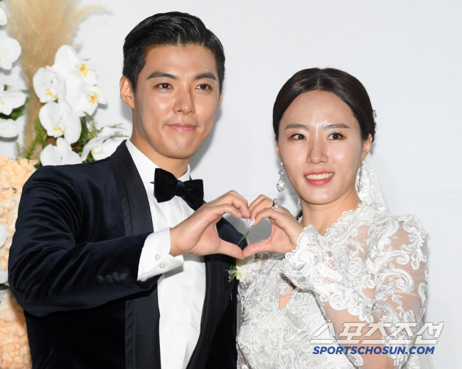 강남, 유튜브 대박났는데.."♥이상화 재산이 5배 더 많아, 통장은 따로…